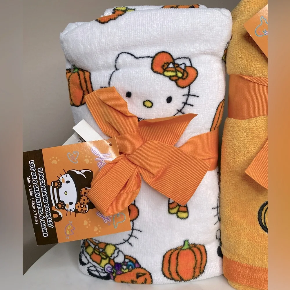NEW!! Hello Kitty Halloween Hand Towels 2 packs